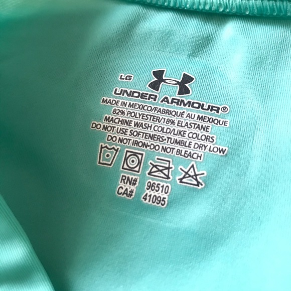 Bundle of 2 Under Armour Short Sleeve Tees Size L - Picture 2 of 6